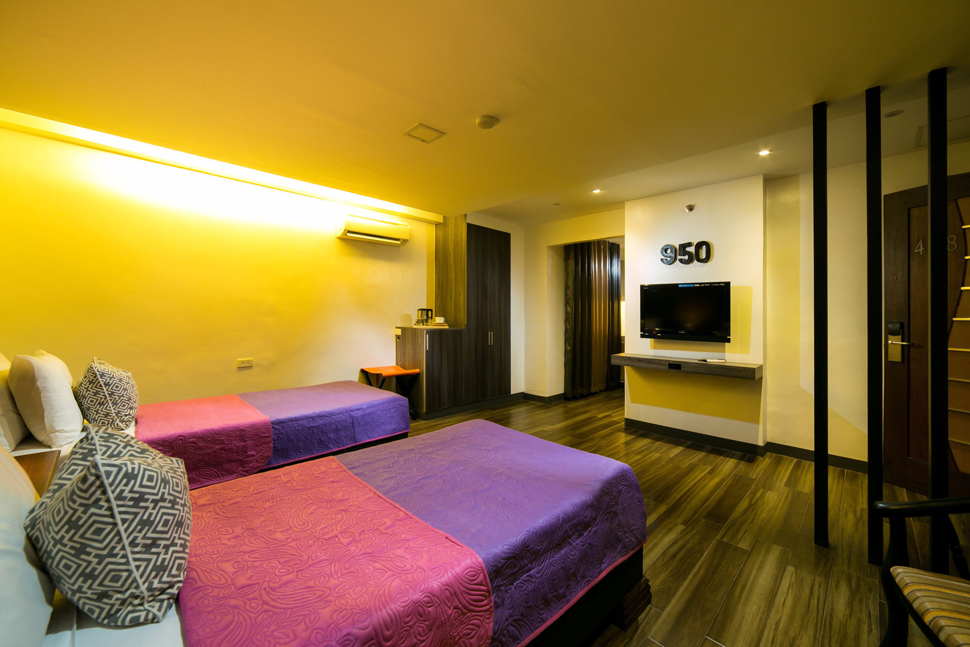 950 Condotel Angeles Bagian luar foto